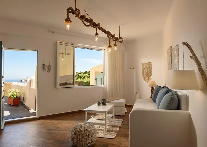 Hotell For Seasons Mansion 4*