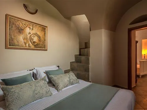 For Seasons Mansion Hotell Vothonas (Santorini)