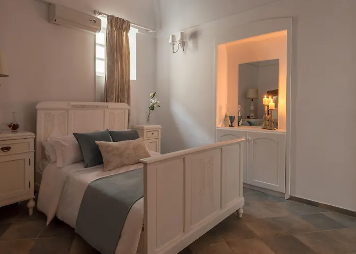 Hotell For Seasons Mansion