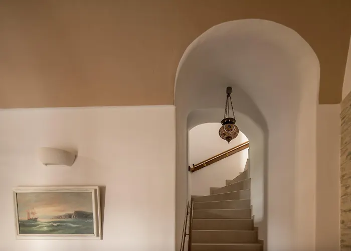 Hotell For Seasons Mansion