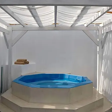 For Seasons Mansion 4* Vothonas (Santorini)