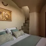 For Seasons Mansion Hotel Vothonas (Santorini)
