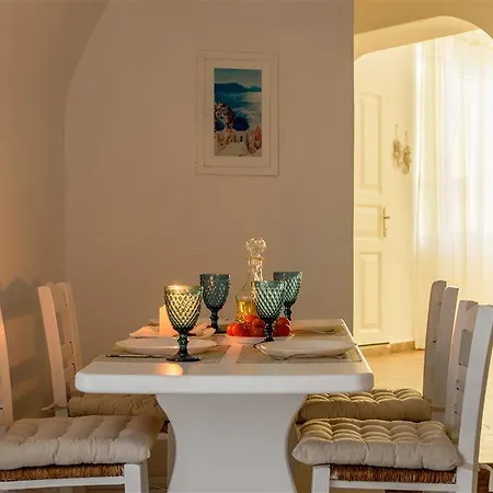 For Seasons Mansion فندق Vothonas (Santorini)